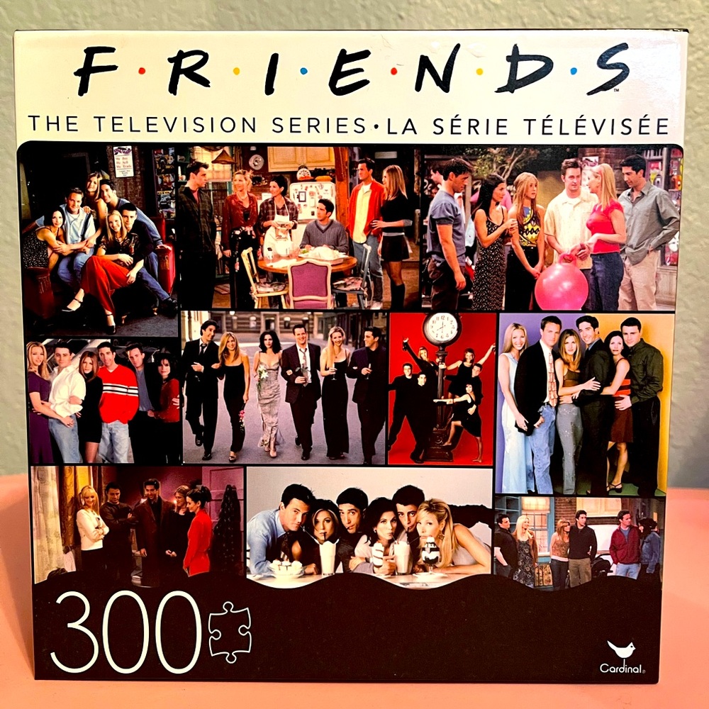 F.R.I.E.N.D.S 300 piece Cardinal Puzzle